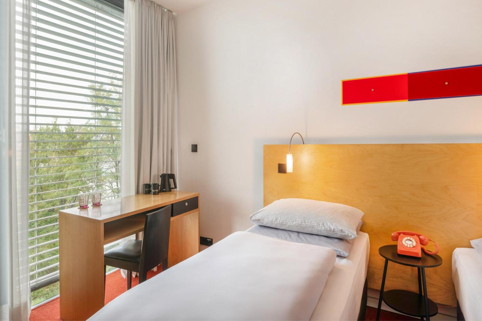 Innside By Melia Duesseldorf Seestern Eksteriør billede